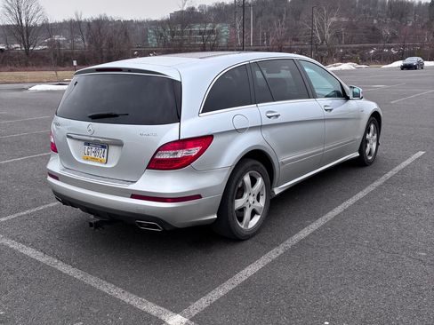 Used 2012 Mercedes-Benz R 350 4MATIC image 8