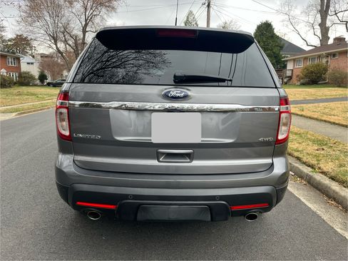 Used 2014 Ford Explorer Limited w/ Equipment Group 302A AWD/4WD image 5