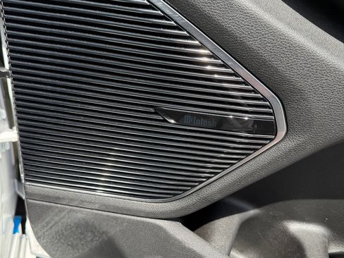 Used 2024 Jeep Grand Cherokee Summit w/ Adv Protech Group IV image 10