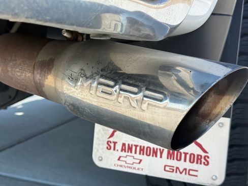 Used 2024 Chevrolet Silverado 2500 LT w/ Convenience Package image 9