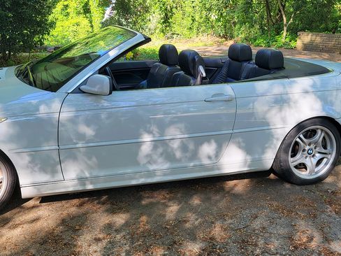 Used 2005 BMW 330Ci 330Ci Convertible 2D image 5