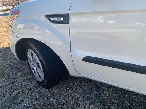 Used 2012 Kia Soul image 6