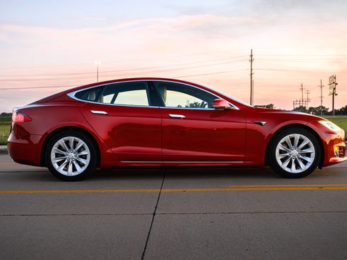 Used 2019 Tesla Model S Long Range AWD/4WD image 8