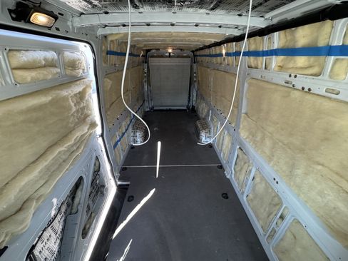 Used 2022 Mercedes-Benz Sprinter 3500 image 14