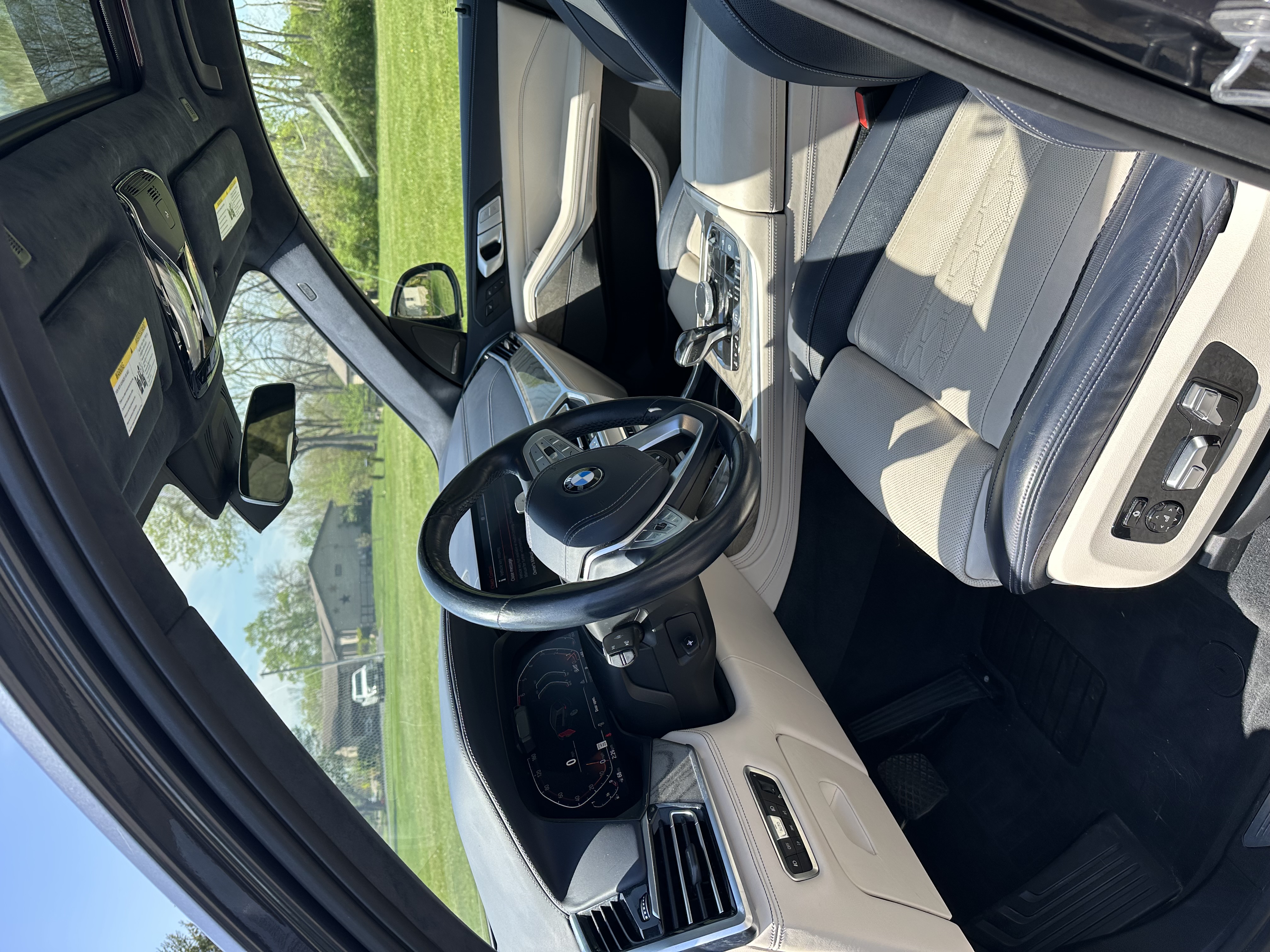 Used 2019 BMW X7 xDrive50i w/ Dynamic Handling Package AWD/4WD image 15