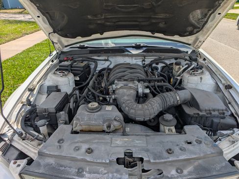 Used 2009 Ford Mustang GT Premium image 6