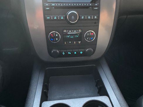 Used 2008 Chevrolet Avalanche LT w/ LT Preferred Equipment Group image 14