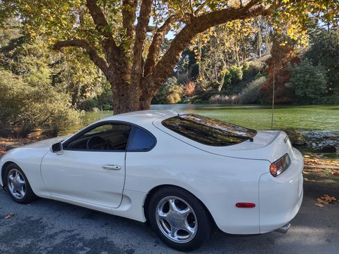 Used 1995 Toyota Supra SE image 12