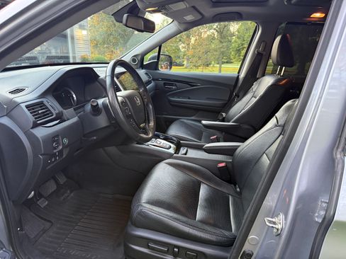 Used 2017 Honda Pilot Elite image 13