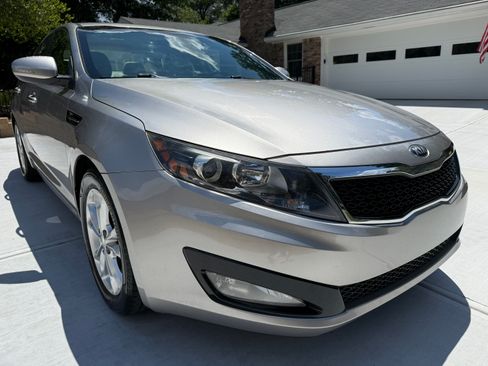 Used 2013 Kia Optima EX FWD image 4