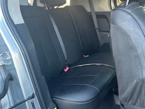 Used 2007 Toyota FJ Cruiser 4WD image 7