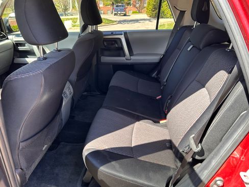 Used 2013 Toyota 4Runner SR5 image 18