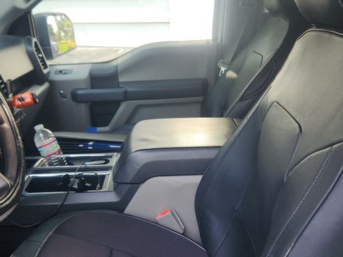 Used 2018 Ford F150 XL w/ Equipment Group 101A Mid AWD/4WD image 2