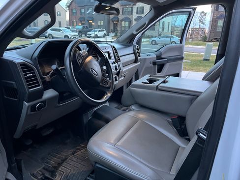 Used 2020 Ford F250 XL w/ STX Appearance Package image 10