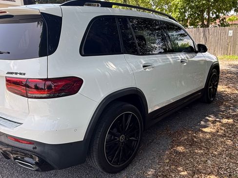 Used 2023 Mercedes-Benz GLB 250 image 9