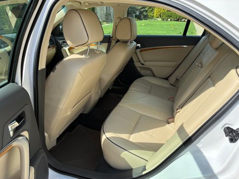 Used 2012 Lincoln MKZ Hybrid image 7