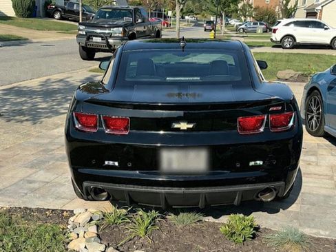Used 2010 Chevrolet Camaro SS w/ RS Package image 2