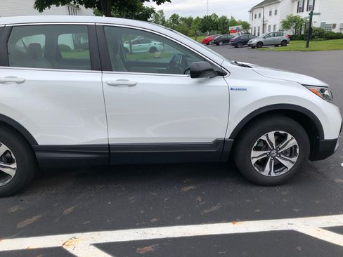 Used 2020 Honda CR-V LX image 10