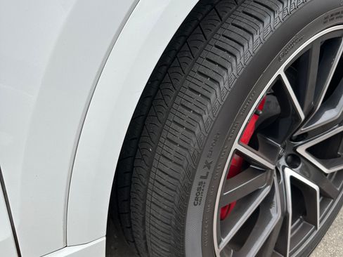 Used 2023 Audi SQ8 Prestige image 2