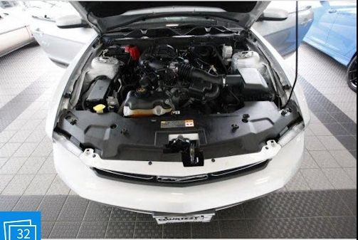 Used 2012 Ford Mustang Premium RWD image 29