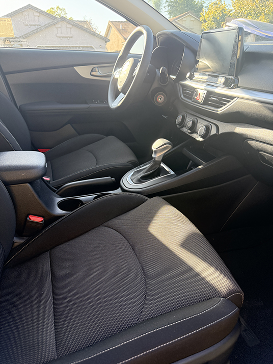 Used 2023 Kia Forte LXS FWD image 12