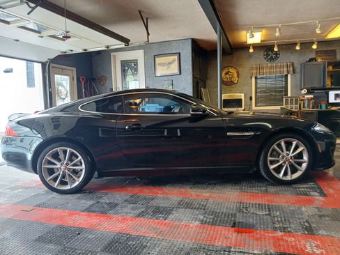 Used 2014 Jaguar XK Touring image 12