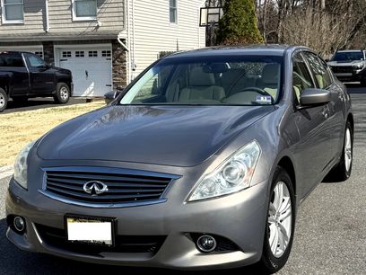 Used 2011 INFINITI G37 x Sedan w/ Premium Pkg