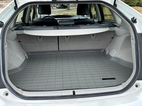 Used 2015 Toyota Prius Four FWD image 10