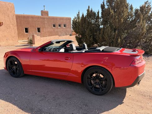 Used 2015 Chevrolet Camaro SS w/ RS Package image 5