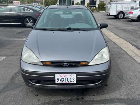 Used 2004 Ford Focus SE image 16