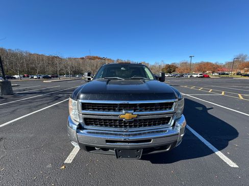 Used 2010 Chevrolet Silverado 2500 LTZ w/ Convenience Package image 8
