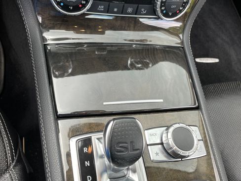 Used 2013 Mercedes-Benz SL 550 image 12
