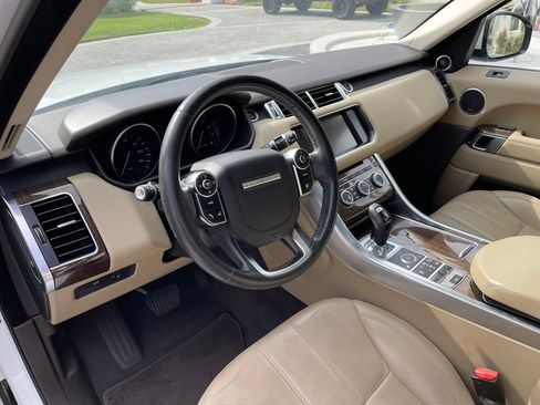Used 2014 Land Rover Range Rover Sport HSE AWD/4WD image 12