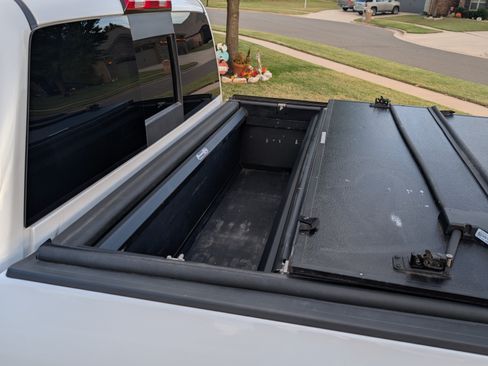 Used 2018 GMC Sierra 2500 Denali w/ Duramax Plus Package image 9