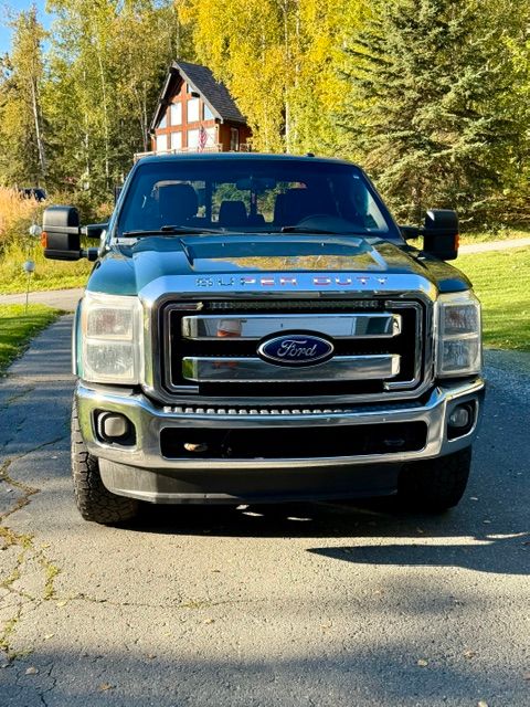 Used 2011 Ford F250 Lariat w/ Lariat Interior Pkg AWD/4WD image 12
