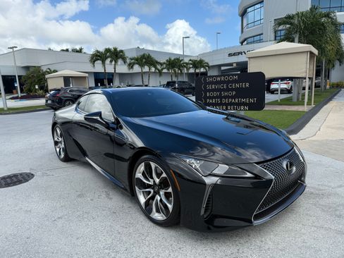 Used 2018 Lexus LC 500 Coupe image 1