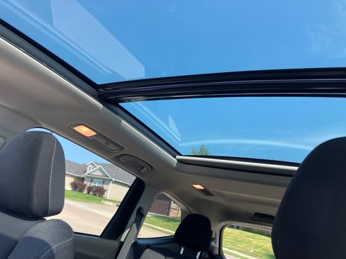 Used 2019 Subaru Ascent Premium AWD/4WD image 14