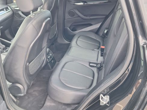 Used 2019 BMW X1 xDrive28i w/ Convenience Package image 9