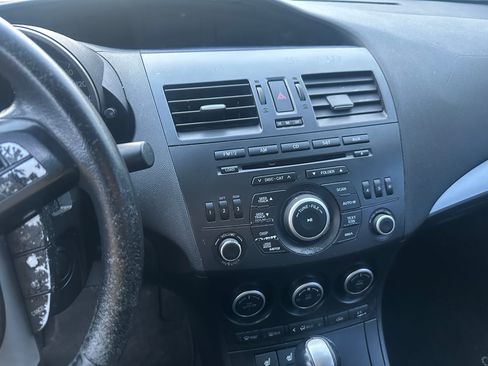 Used 2012 MAZDA MAZDA3 s Grand Touring w/ Tech Pkg image 9