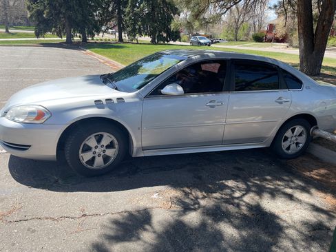Used 2009 Chevrolet Impala LT image 1