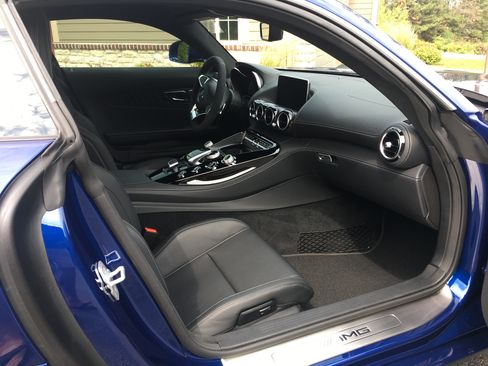 Used 2016 Mercedes-Benz AMG GT S image 6
