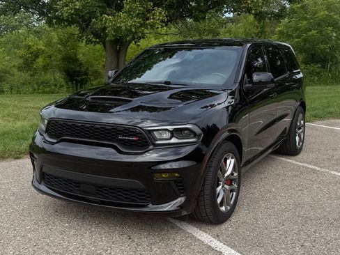 Used 2022 Dodge Durango R/T w/ Tow 'N Go Package AWD/4WD image 1