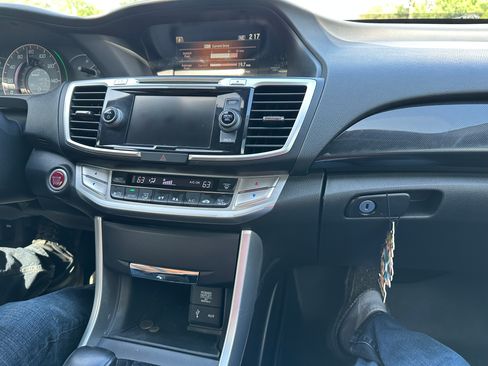 Used 2014 Honda Accord EX-L image 10