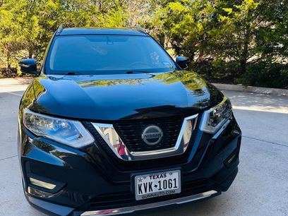 Used 2018 Nissan Rogue SV