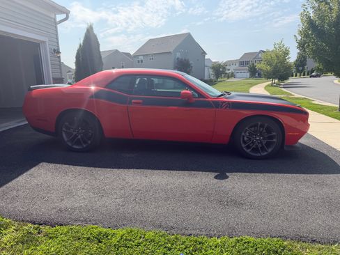 Used 2023 Dodge Challenger R/T w/ T/A Package RWD image 5