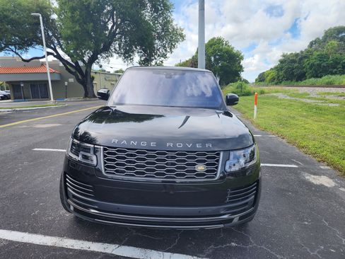 Used 2019 Land Rover Range Rover image 32