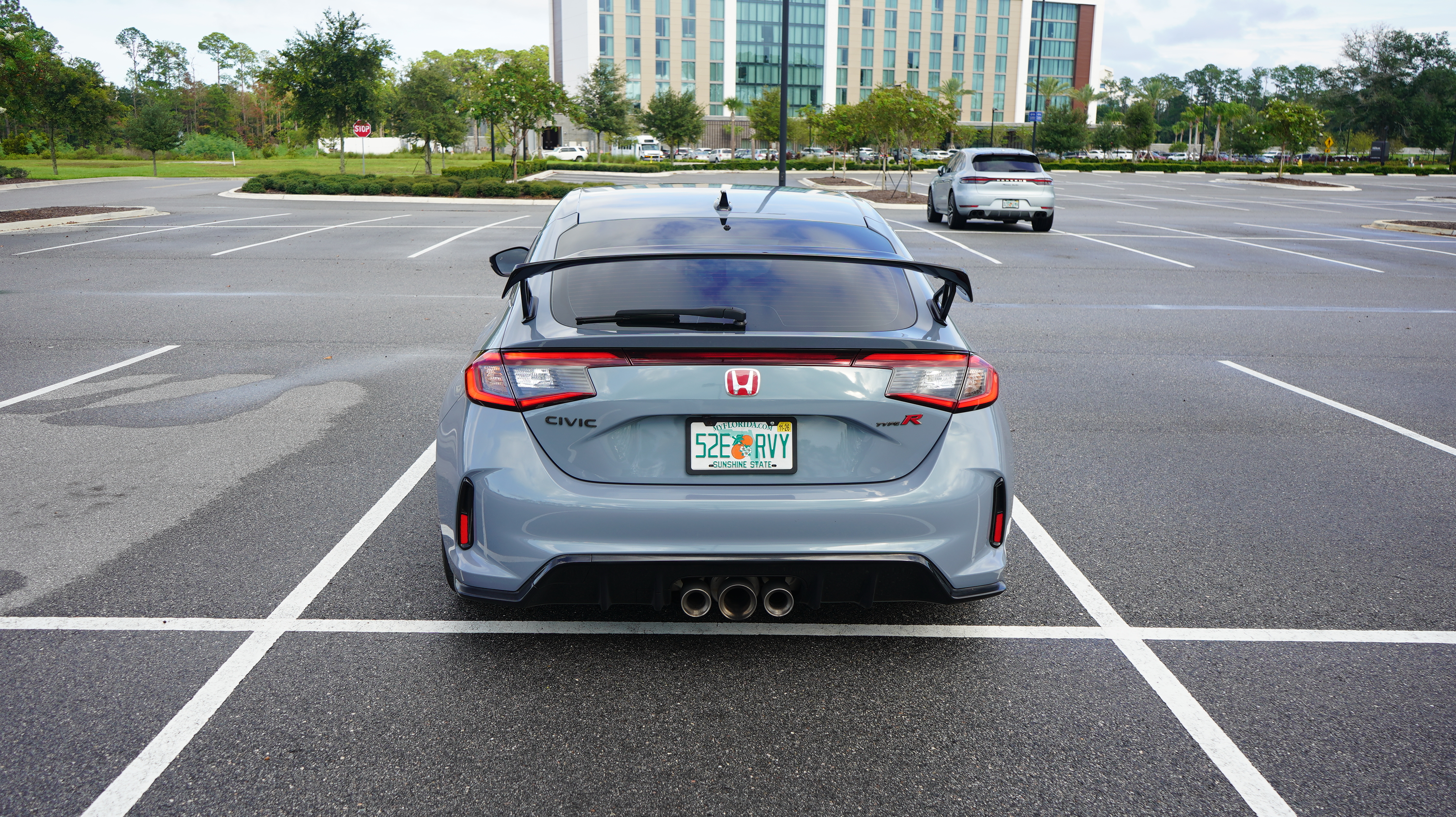 Used 2025 Honda Civic Type R image 9