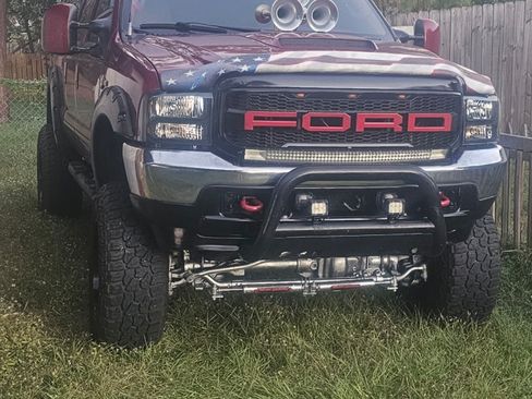 Used 2004 Ford F250 King Ranch image 2