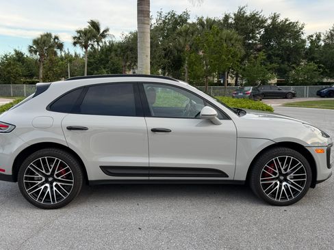 Used 2022 Porsche Macan S AWD/4WD image 9