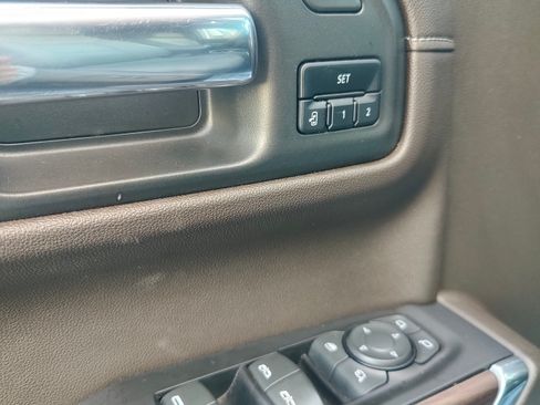 Used 2020 GMC Sierra 1500 SLT w/ SLT Premium Plus Package image 19